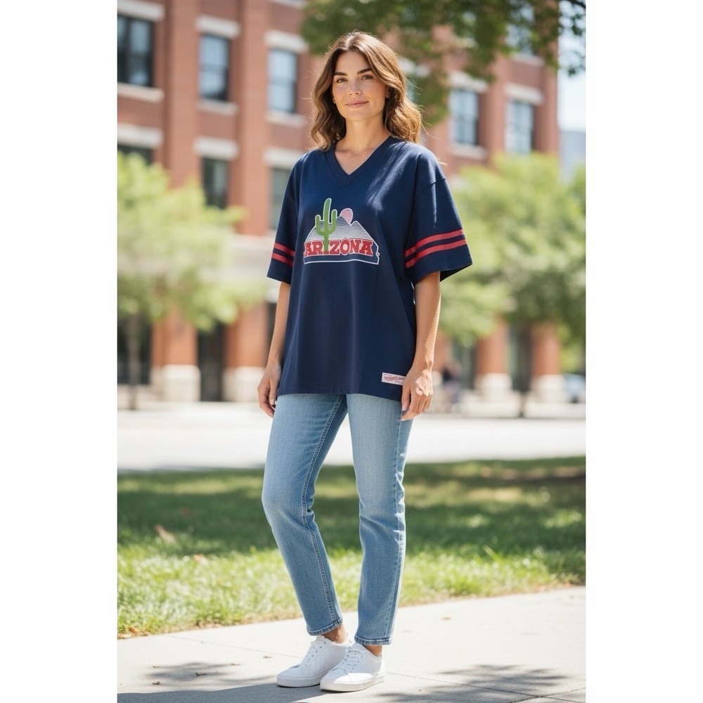 Mitchell & Ness Arizona‎ Graphic Jersey T-Shirt Navy Blue V-Neck Varsity Tee